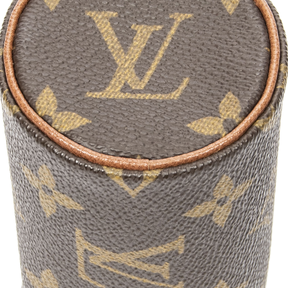 Louis Vuitton Papillon Pouch - Picture 7 of 10